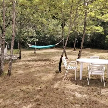 Casa de Férias Gite La Bergerie - Piscine - Jacuzzi - Paisible - En Quercy Blanc Montcuq